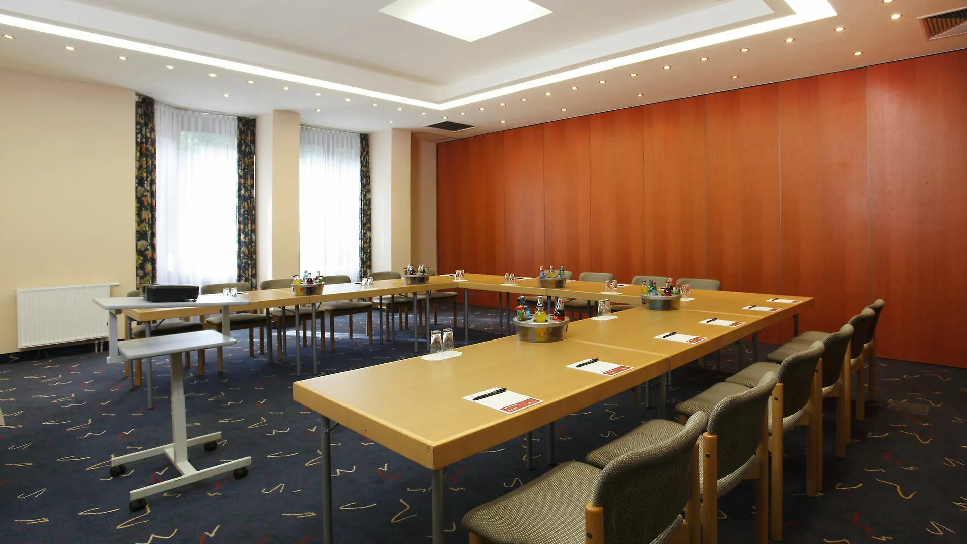 H+ Hotel Nuernberg 4*, Nürnberg
